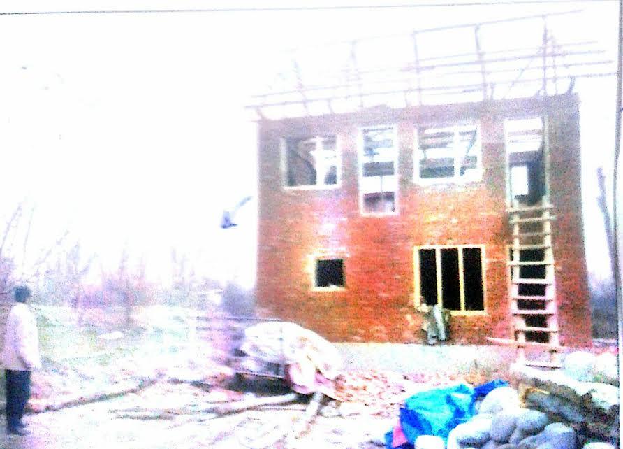 ‘Illegal structure’ raised up in apple orchards at Shopian